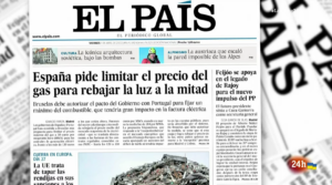 Front page of El País displayed in TVE night newscast. 2022-03-31. 